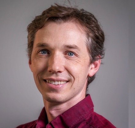 “Industries like alumina are challenging to decarbonize because alumina refineries require huge quantities of heat 24/7, often at high temperatures.” Jeremy Keller, SVP of Business Development at Rondo Energy