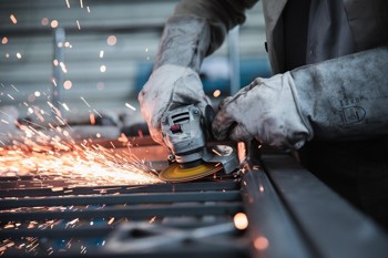Hindalco to set up INR 5.86 billion aluminium plant in Andhra Pradesh to support Apple’s iPhone production