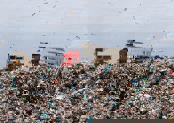 80% of waste, including aluminium packaging, goes into landfills in Greece