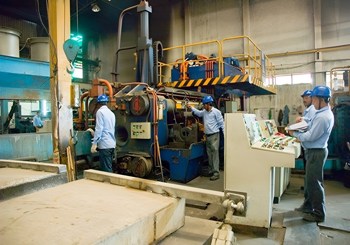 Maan Aluminium plans INR 8.32B fundraising via preferential share issue