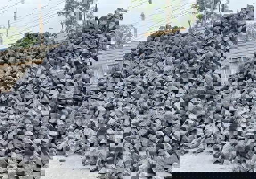 China anode material margins squeezed by rising costs