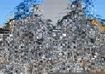 US Fed risk warnings and interest rate cut expectations are intertwined, aluminium market maintains high-level consolidation