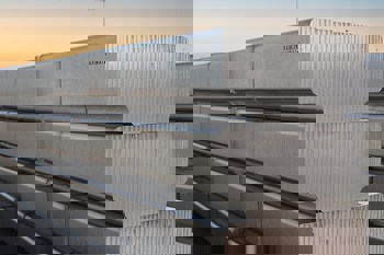 Aluminium alloy futures experienced a significant correction, with short-term fluctuations continuing at highs