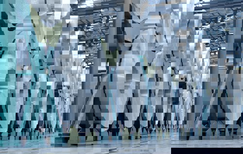 Maan Aluminium embraces a fresh yearly high amidst a volatile trading premise