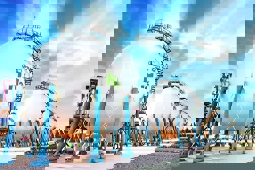 China Electronics Standardization Institute and IEEE Working Group visit Shaanxi Hydrogen Research Institute to discuss cooperation, accelerating standardisation of hydrogen-powered drones