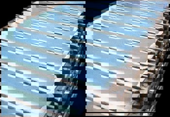 Spot aluminium prices struggle to break through supply-demand constraints; Trading in South China aluminium market shows divergence