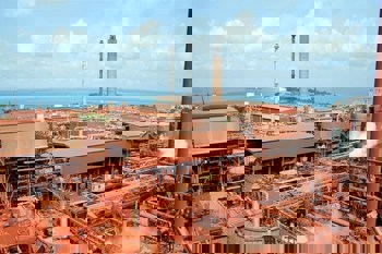 Guinea's increased bauxite exports to China lead to oversupply and an alumina price squeeze