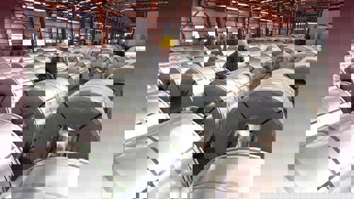 Aluminium contracts in India surge past records in future trade