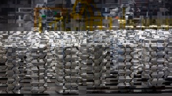 Chinese aluminium industry adjusts production amid high prices and holiday breaks