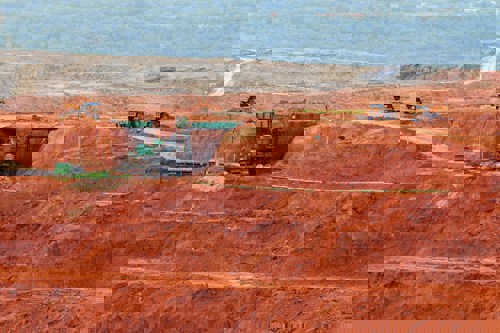 Bauxite shipments rise 16% in 11 weeks of 2026 as China demand grows, but supply risks persist