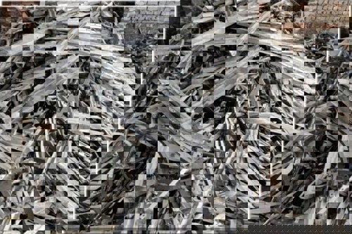 Aluminium alloy futures closed up 1.64% overnight as bullish sentiment heats up