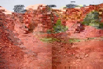 Canyon advances Minim Martap bauxite project, targets first shipment in Q3 2026