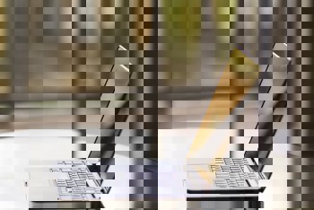 ASUS’s new military-grade ExpertBook Ultra highlights a signal focus on reliability