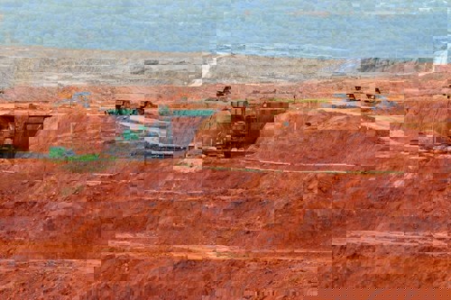 Monthly bauxite imports hit record high; Guinea policy remains uncertain but market sentiment has eased