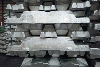 Inventory buildup offsets macro tailwinds, aluminium prices fluctuate