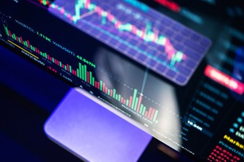 Constellium SE vs Ryerson Holding: Which aluminium stock has the stronger edge?