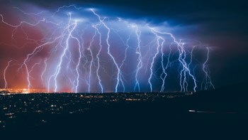 British Columbia funds testing of aluminium-coated lightning suppression technology for wildfire prevention