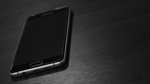 Samsung’s aluminium-titanium hybrid frame to face off Apple’s Liquidmetal novelty