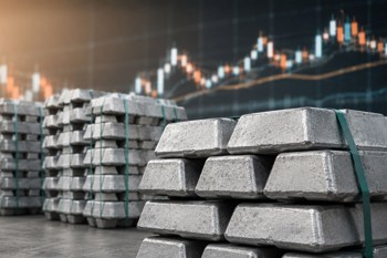 Macro fundamentals intertwined with bullish and bearish factors, China domestic aluminium prices move sideways