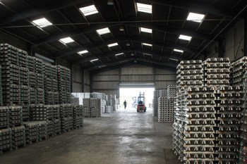 China inventory continued to decline this week, aluminium prices showed LME outperforms SHFE in the short term