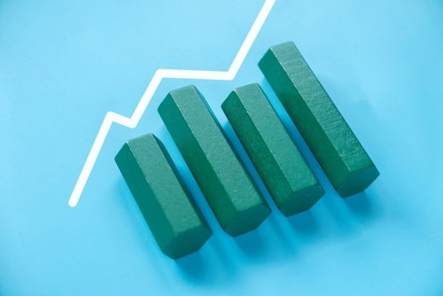 WEEKLY: China alumina prices edge up on supply disruptions despite ample stocks