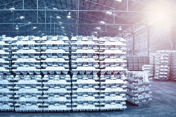 SMM aluminium futures continued sharp decline, purchasing sentiment in East China rises
