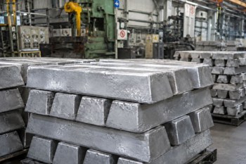 Destocking acceleration provides support, export concerns limit rebound space