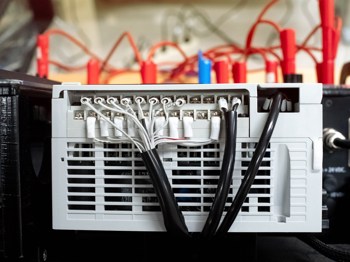 Aluminium takes centre stage in Opsun’s new rooftop inverter racking system